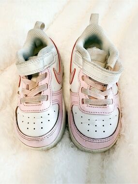 Nike Kids Court Borough Low Recraft pink- 7C